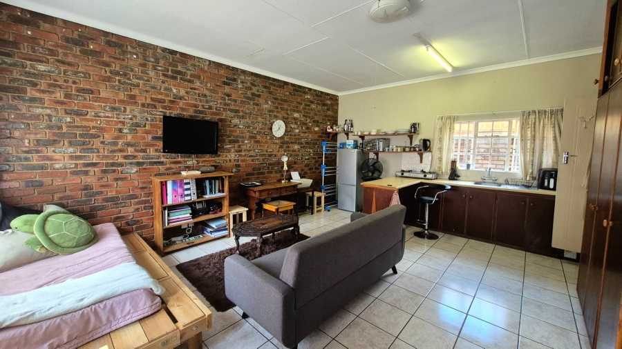 1 Bedroom Property for Sale in Die Bult North West